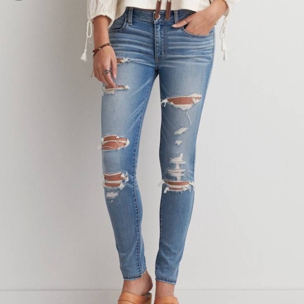 American Eagle destroyed medium wash jeggings